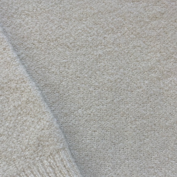 Everlane Cozy Crewneck in Cream - Picture 4 of 7